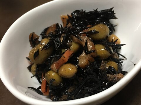 ひじきと青大豆の煮物